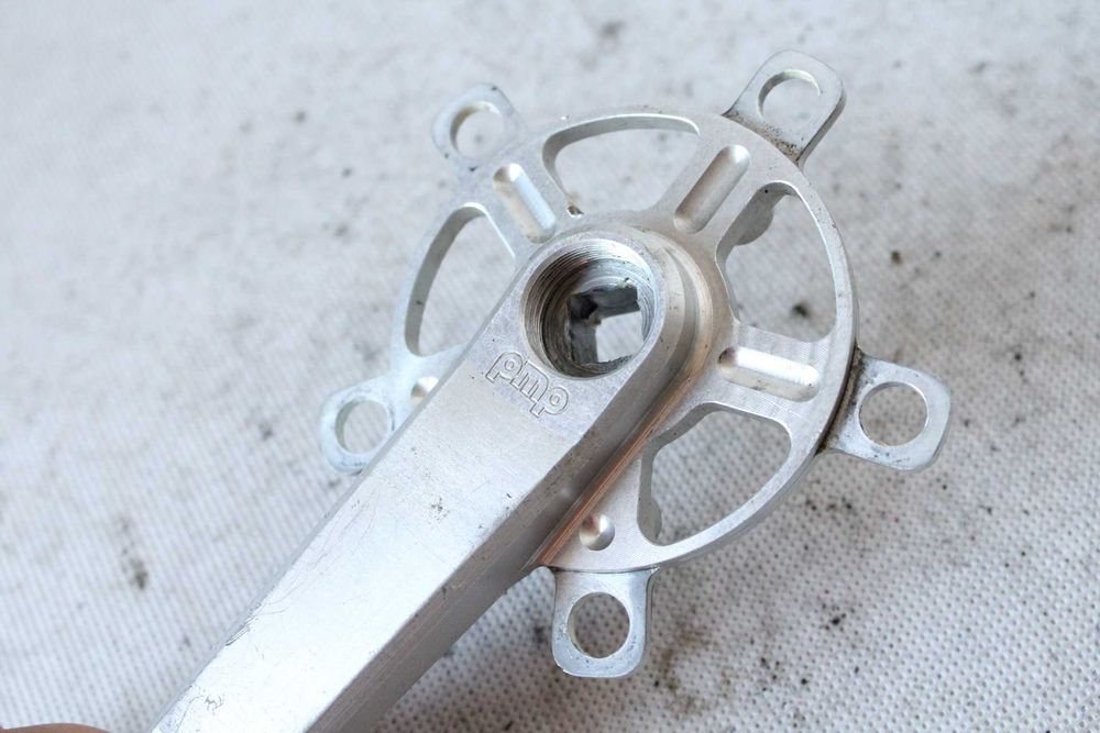 ramię korba rowerowa PMP 172,5 mm compact CNC alu cp5