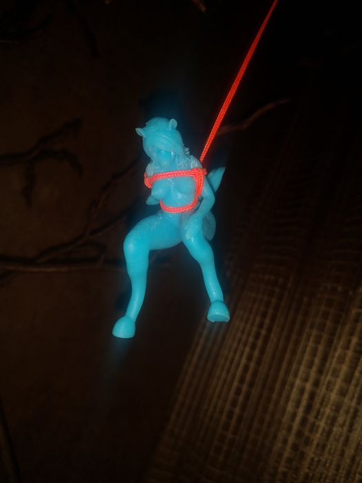 Подвеска в авто Furry  лошадка