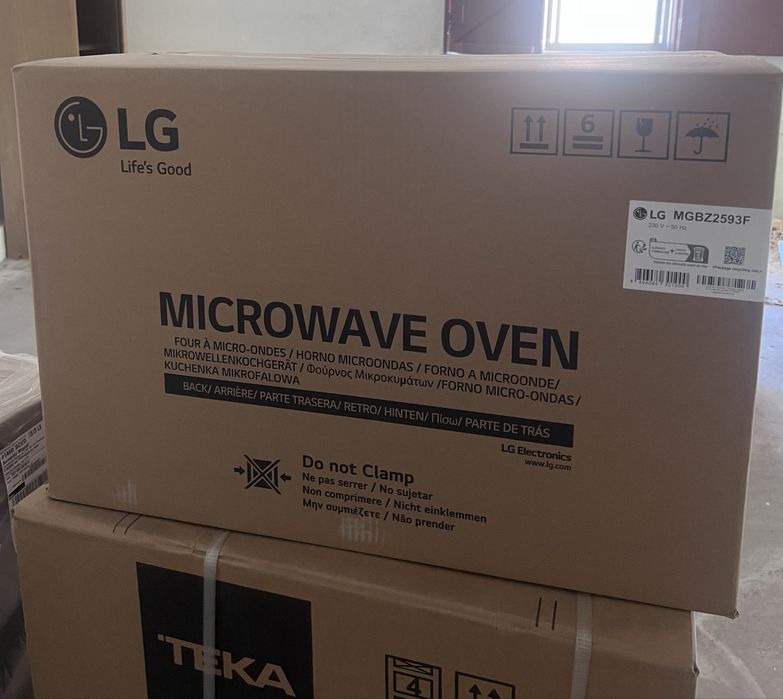 Microondas LG novo