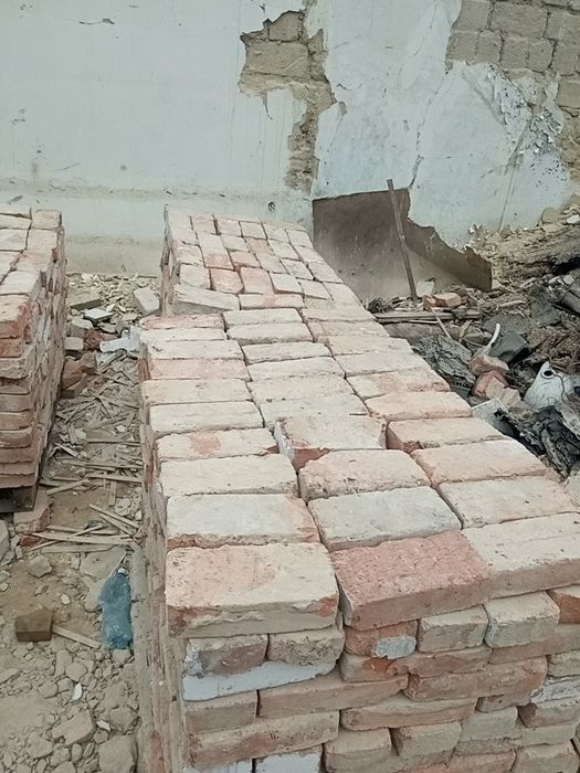 Продам кирпич б/у  белый силикатный