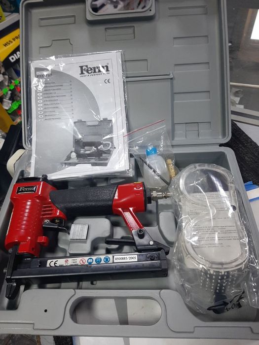 продам пневмотический степлер