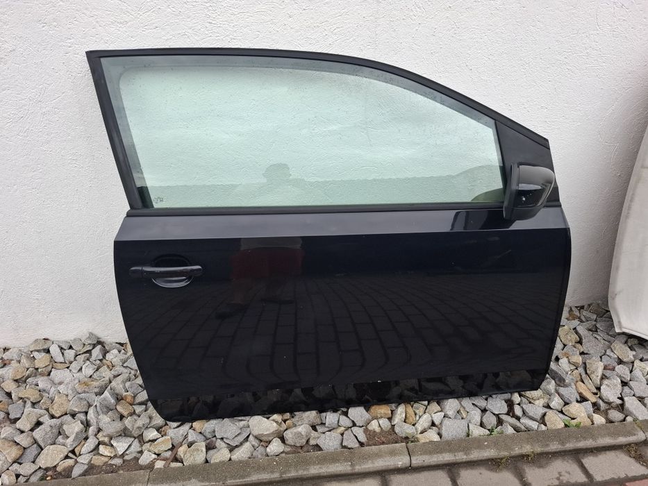Drzwi Prawy Przód VW Up lakier LC9X kompletne