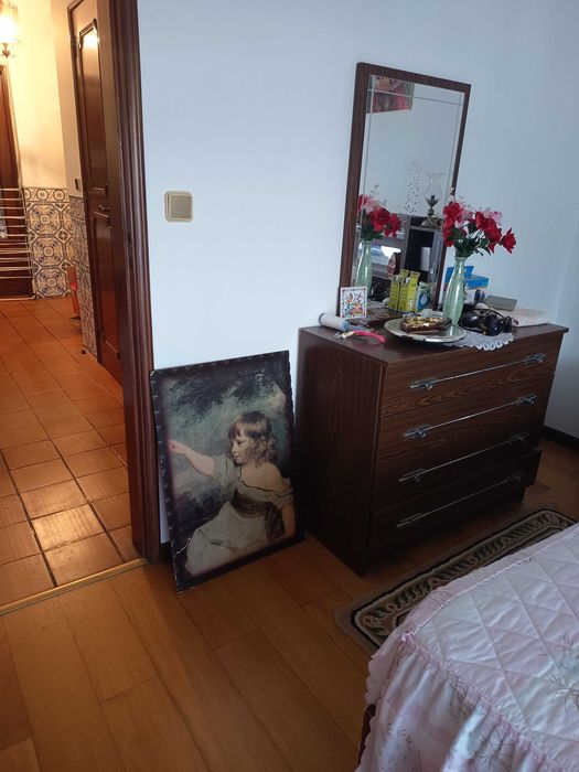 Vendo vários móveis usados para desocupar entrego em mãos em Alcobaça
