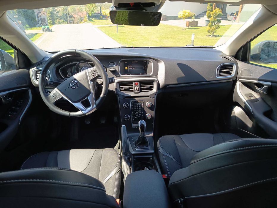 Volvo V40  diesel 2.0  2017r.