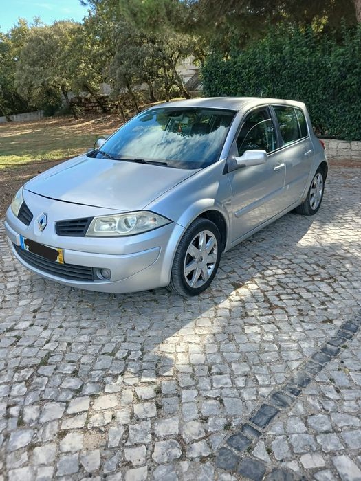 Venho Renault megane 1.5dci gasóleo ano 2008 — photo 2