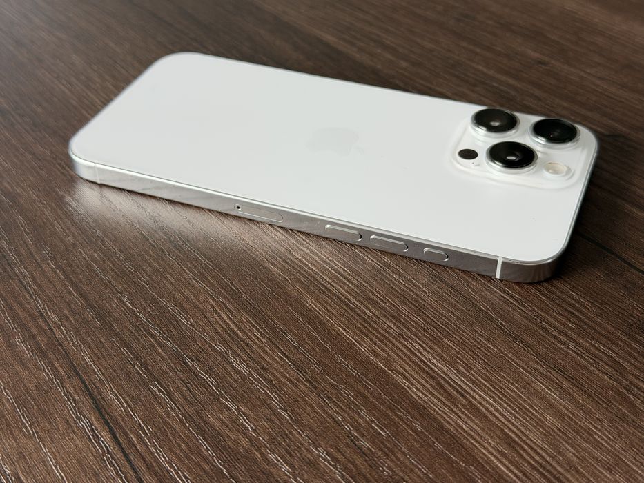 Iphone 16 Pro Max 256gb neverlock White Titanium Global 1000$