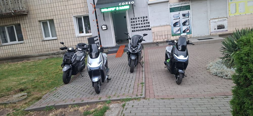 Електроскутер Garow «L500»  1500W, 72V 30Ah літій-залізо-фосфатний,