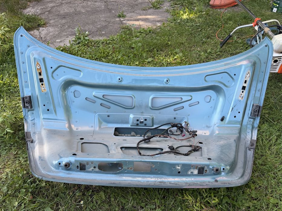 Klapa bagaznika w211 e klasa