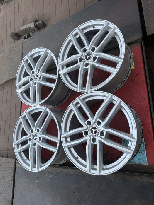 5x112 Alufelgi 18 Dezent Mercedes E W211 W212 W213 C W204 W205 W206 CL W215 W216 SLK R172 V W447 GLA X156 GLB X247 GLC 8Jx18 ET38
