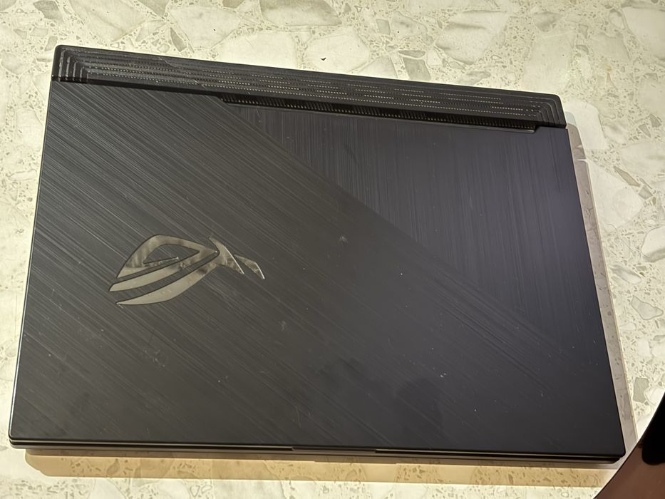 Продам Asus Rog в гарному стані