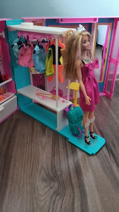 Garderoba Barbie