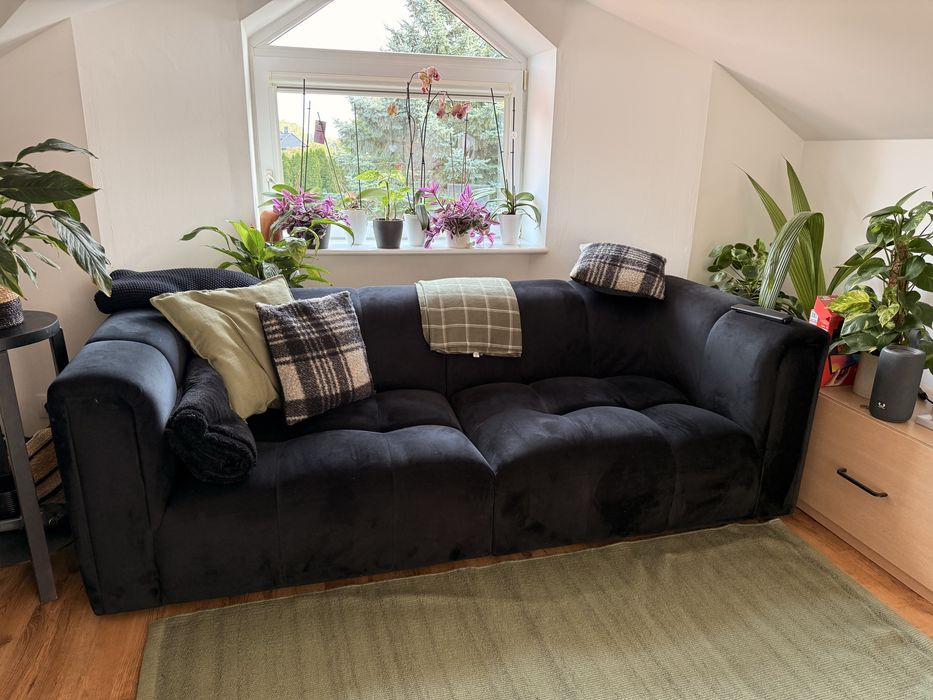 Kanapa czarna welur sofa