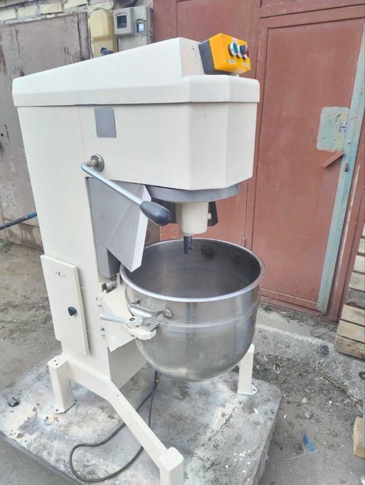Кремовзбивальна машина МВ-60 ( кремовзбивалка МВ-60 )