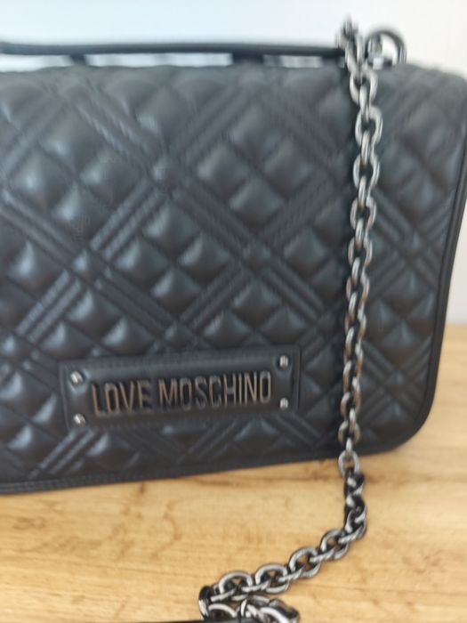 Sprzedam torebkę Moschino