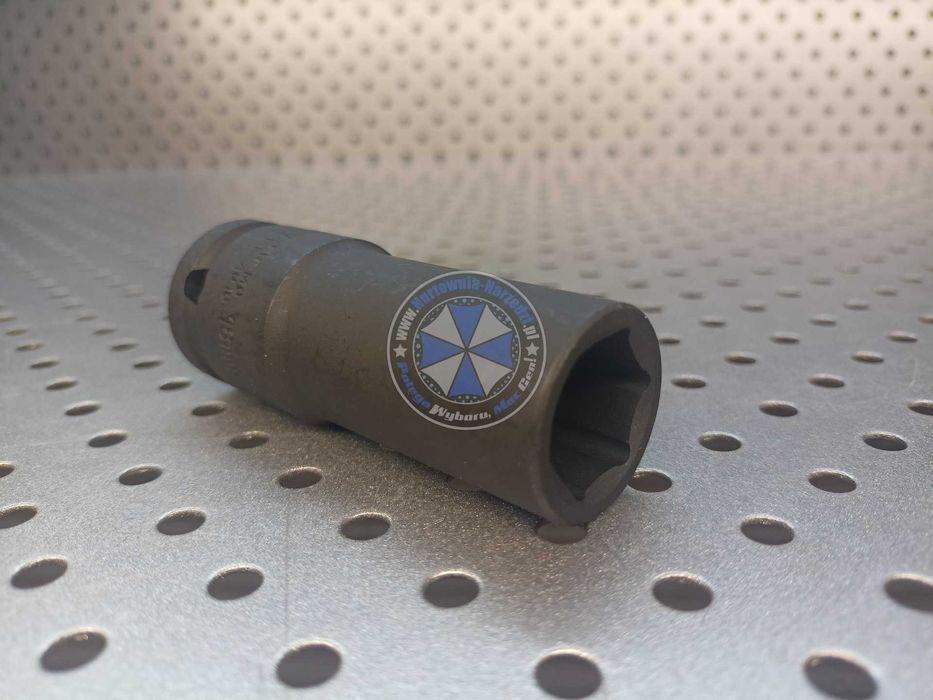 Nasadka długa Udarowa 18mm 1/2" klucz 18mm nasadka długa 18mm