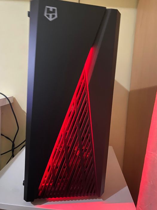 Vendo pc gamer para jogos