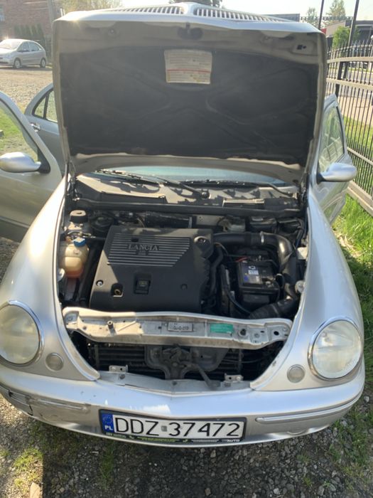 Lancia Lybra 1.6