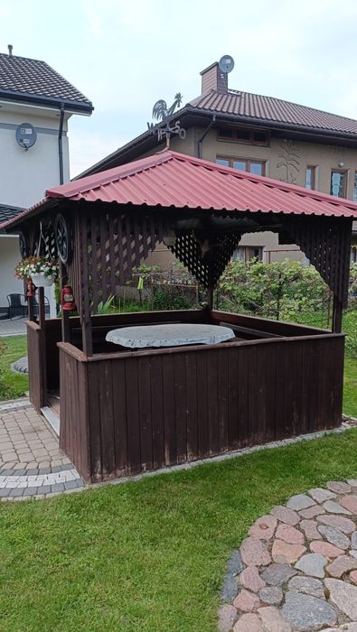 Sprzedam altankę ogrodową drewnianą