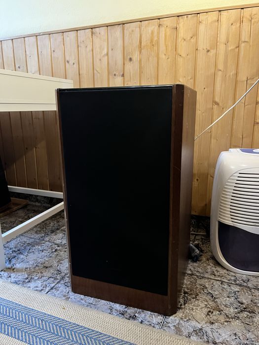 Colunas de som Sigma 900 / Magnat