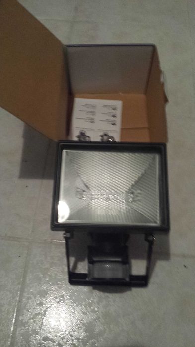 Holofote Jardim  500 W Com Sensor De Movimento