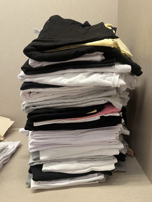 LIQUIDAÇÃO DE STOCK – t-shirts, sweats, hoodies e artigos personalizáveis