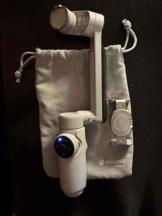 Insta360 Flow gimbal cinza