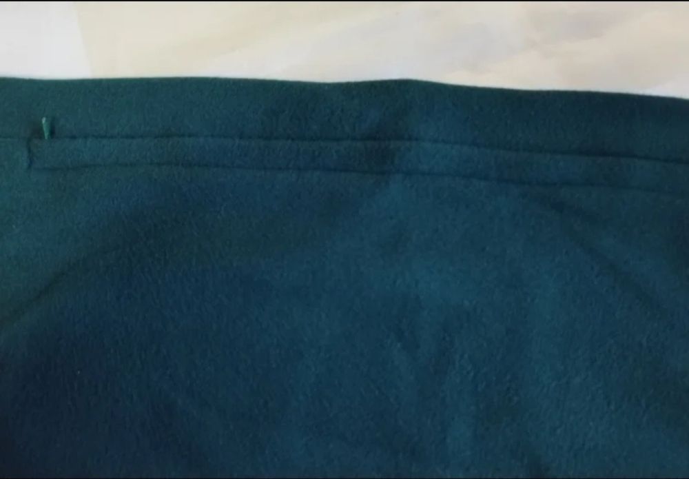 Capas de almofadas em verde escuro