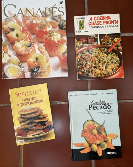 Jogos , livros , vasos , candeeiro