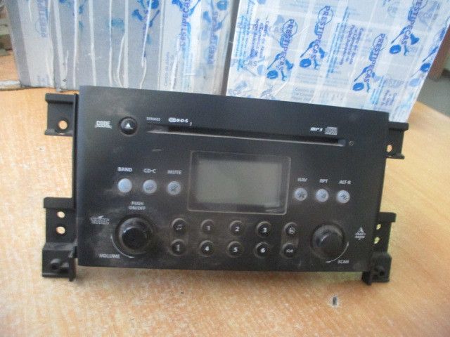 Rádio / auto-rádio SUZUKI Grand Vitara II (JT, TE, TD)