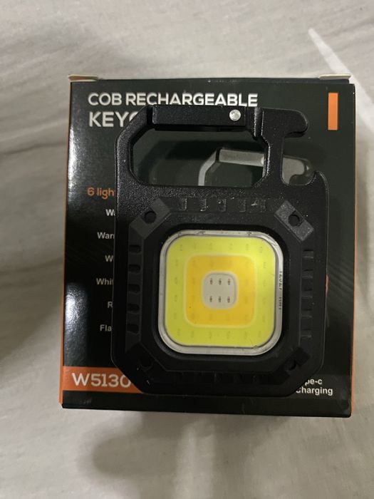 Led світильник чорний