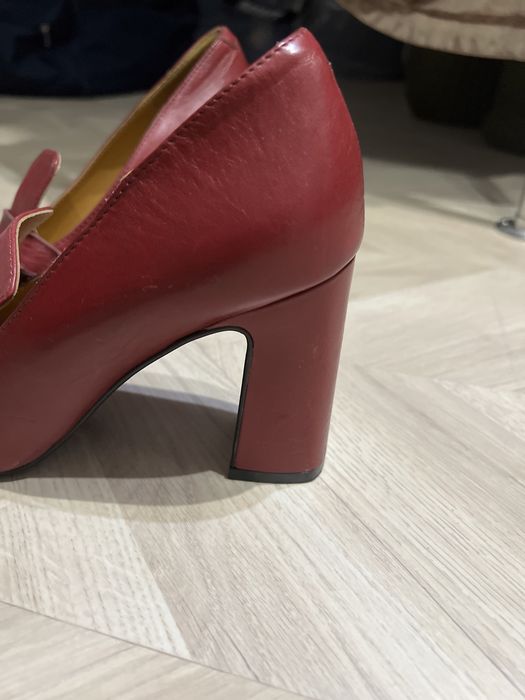 Buty ze skóry naturalnej w kolorze malinowym