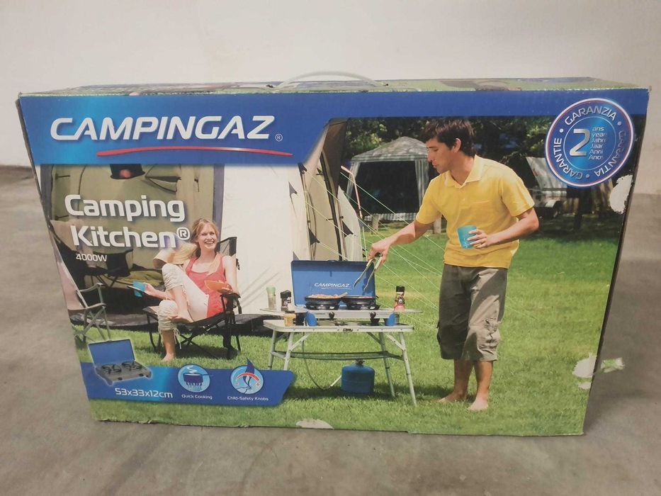 Material diverso para prática de campismo