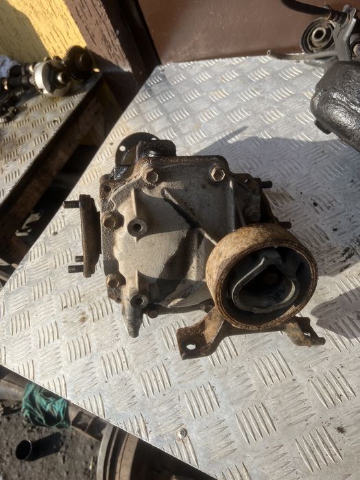 Задний мост редуктор 2.0 бенз Тойота рав4 год 04 toyota rav4