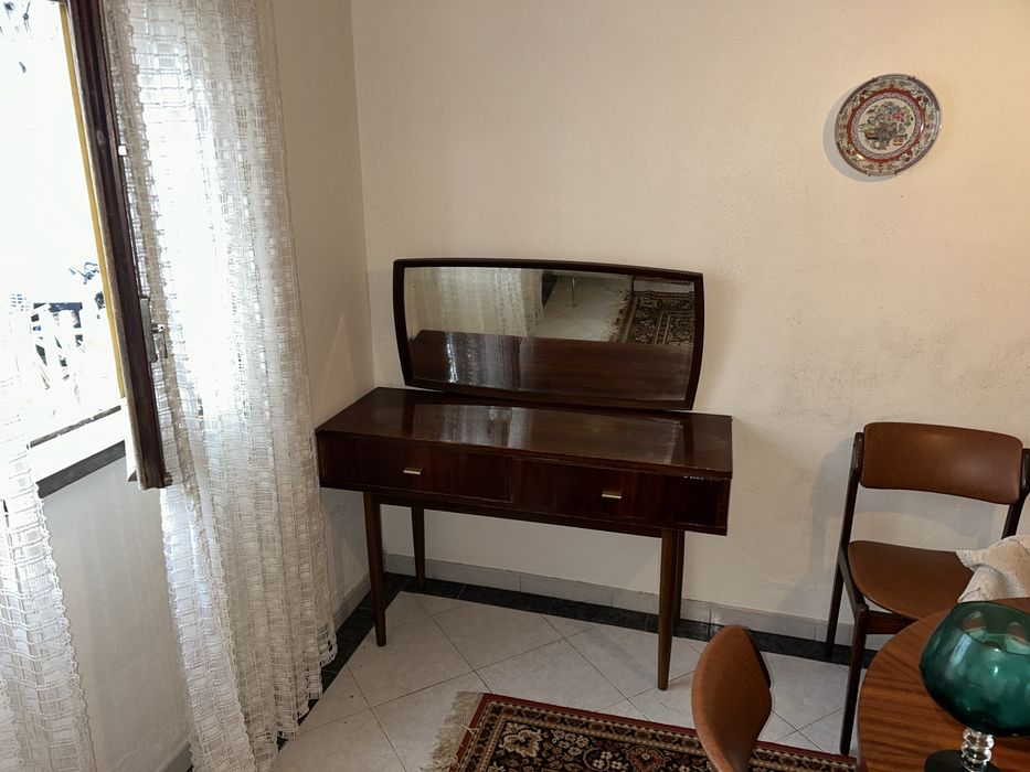 Móvel madeira/ Aparador