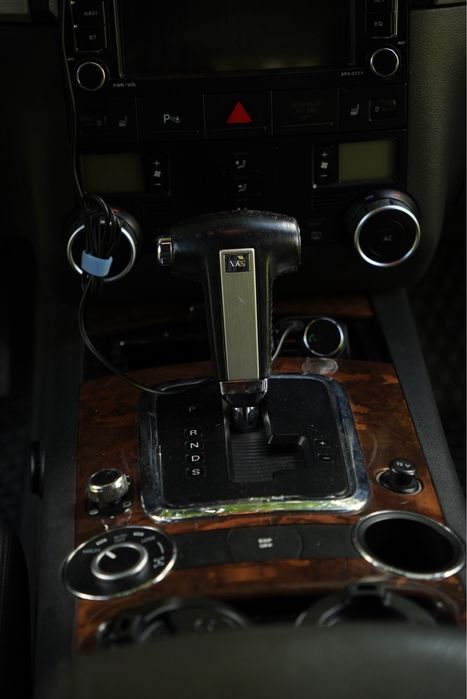 Volkswagen Touareg 2008 VIN WVGZZZ7LZ9Z000387 фото оголошення 8 з 8