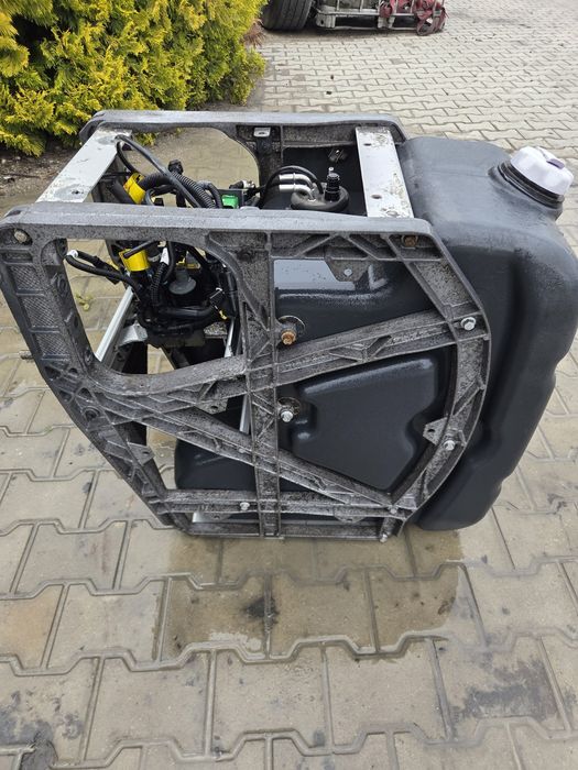 Zbiornik i pompa AdBlue Renault Gama T kompletny