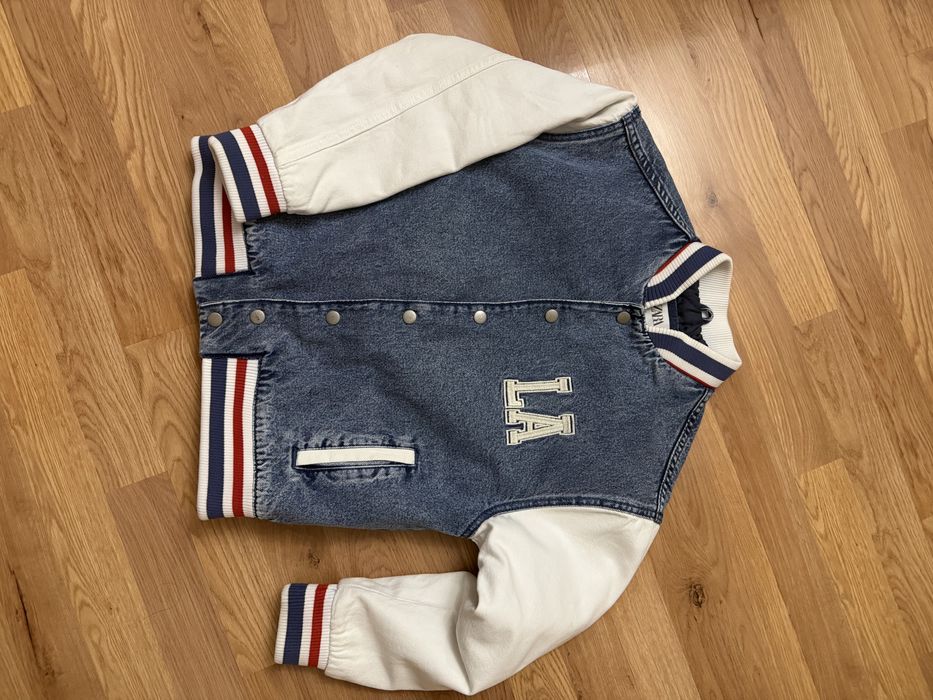 Продам куртку Zara