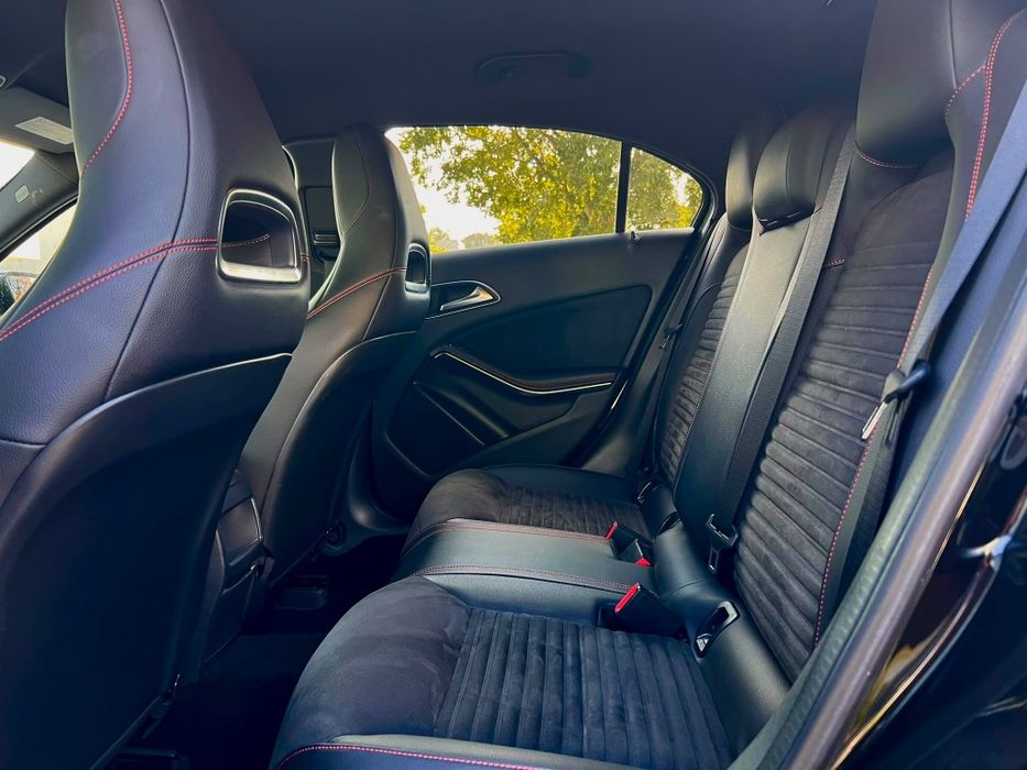 Mercedes Benz classe a 180 CDI versão AMG  com 150 mil KLM