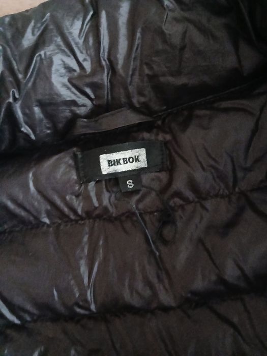 Продається Куртка жіноча