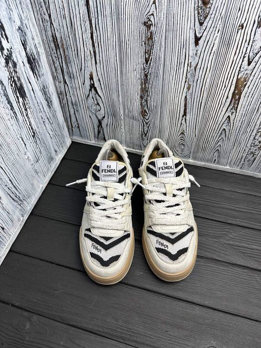 Fendi кросівки оригінал люкс бренд спорт casual