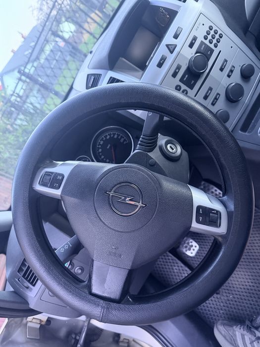 Opel Zafira 2009