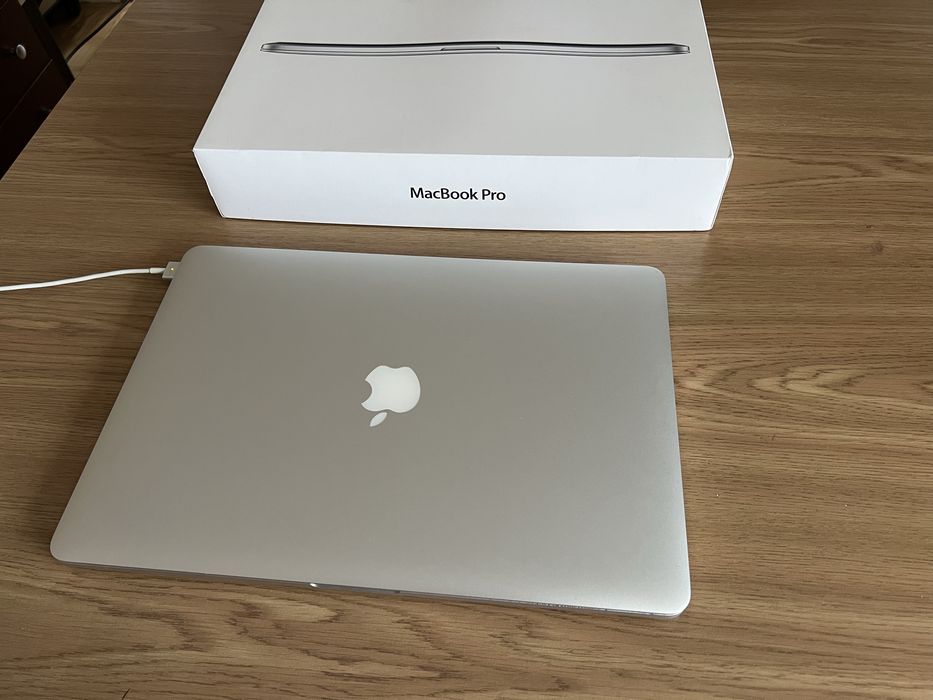 MacBook Pro 15 Retina intel i7 2,7Ghz NOWA BATERIA !
