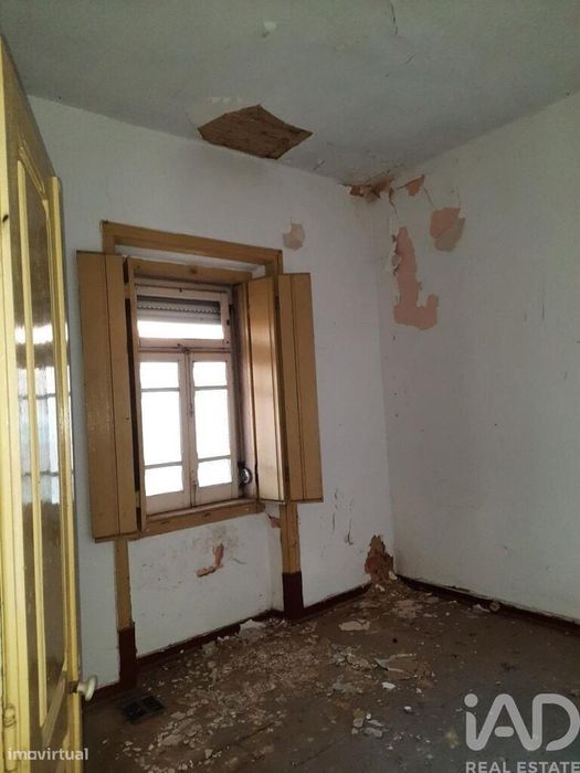 Prédio em Barreiro E Lavradio de 232,00 m2