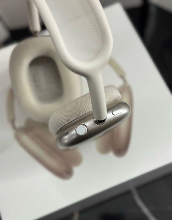Apple AirPods  Max
