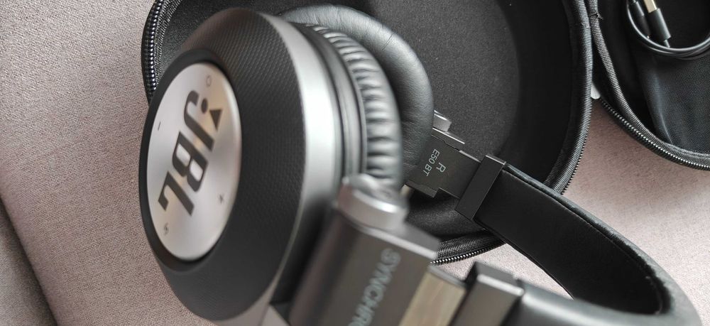 Słuchawki JBL Synchros E50 / E50BT nauszne – bardzo dobry stan