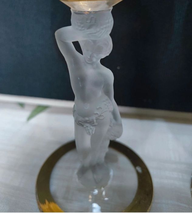 Conjunto de copos(2)  "VENUS" cristal  "BAYEL" France(1950)