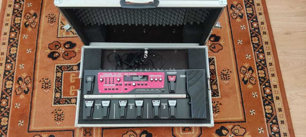 BOSS RC-300 Loop Station com Case