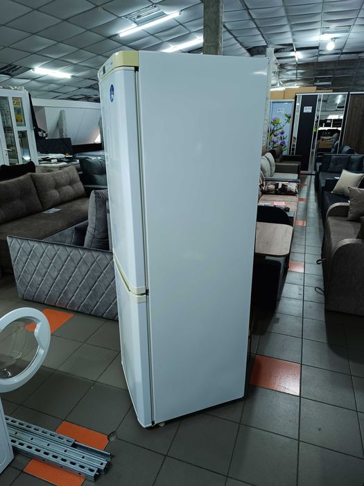 Двокамерний холодильник Samsung RL-33 EBSW