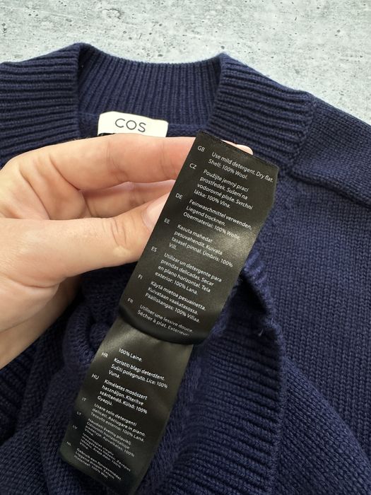 Светрик Cos 100% wool