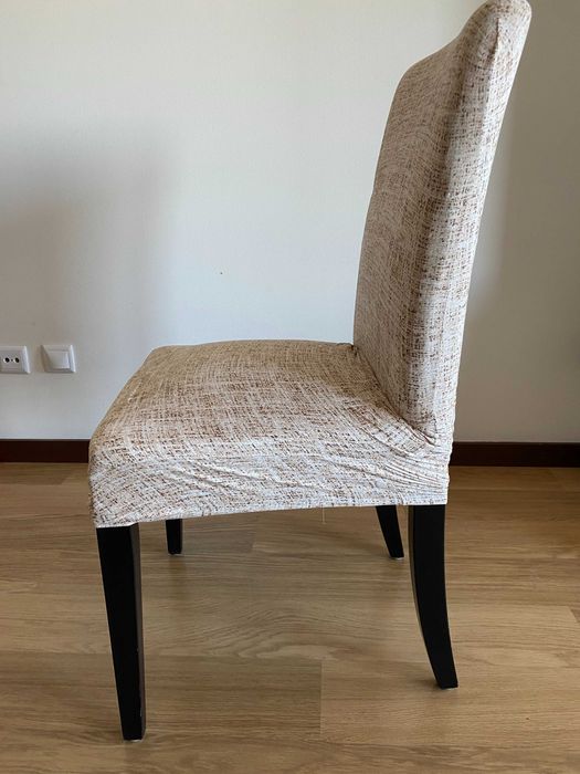 Vende-se 6 cadeiras de sala.